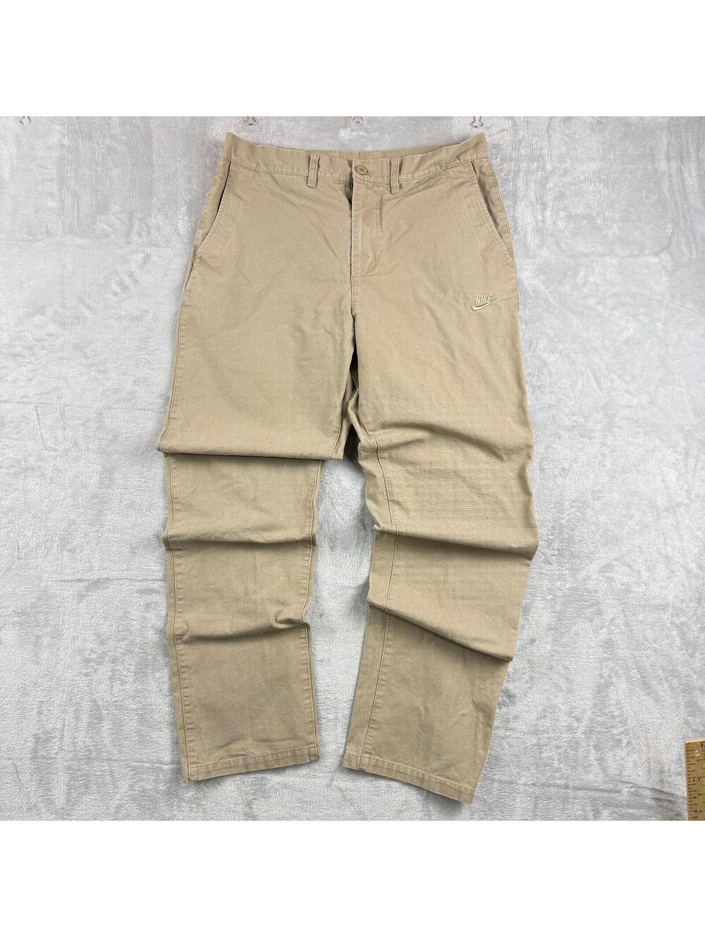 Nike Men's 32x32 Khaki Chino Pants Tan Embroidered Swoosh Casual Straight Leg